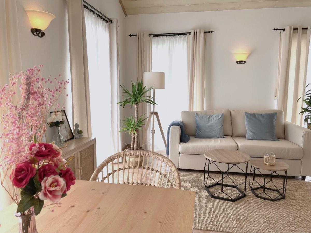 ליינפלדן-אכטרדינגן Exklusives Apartment & Balkon מראה חיצוני תמונה
